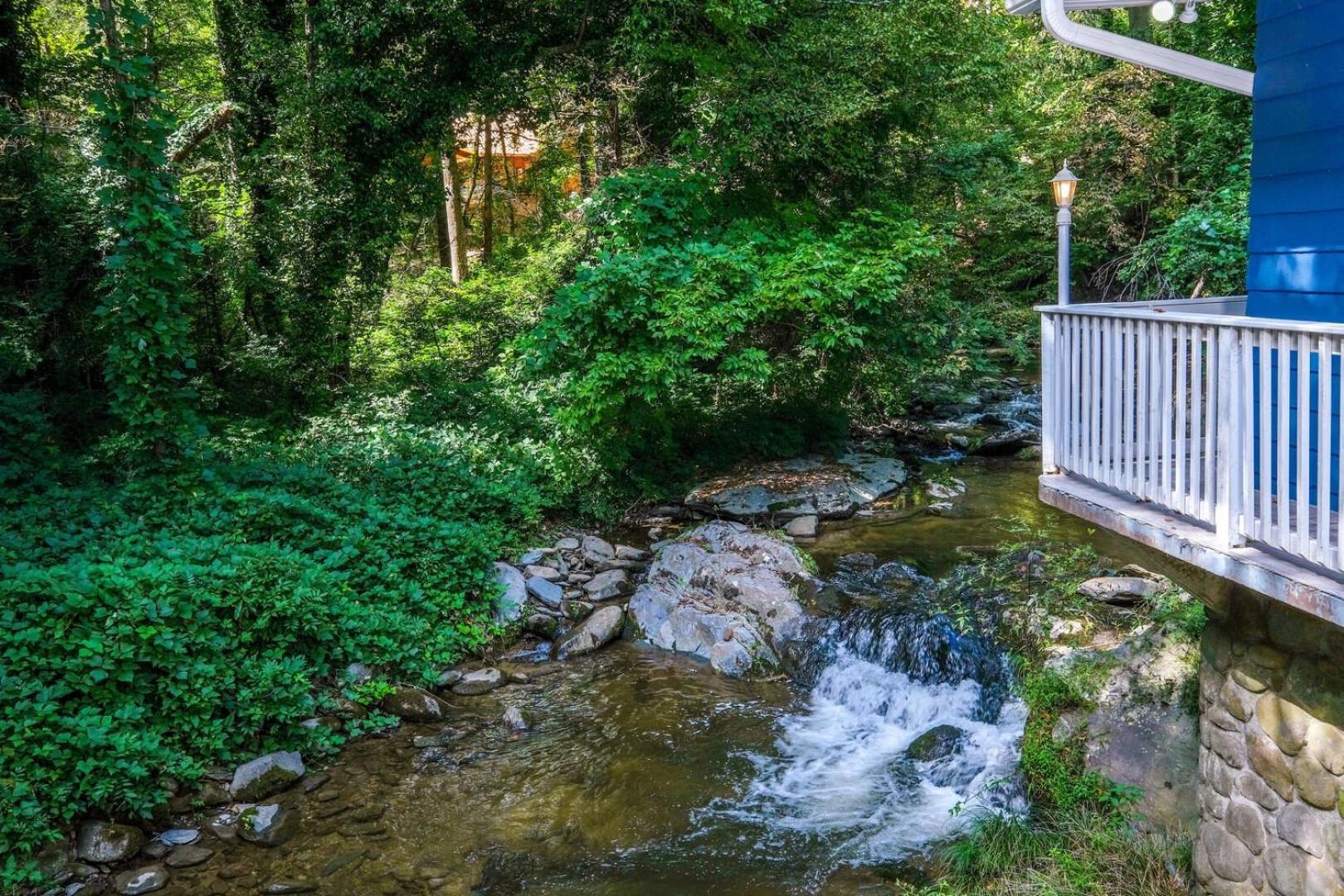 Gervinwold Creekside By Colonial Properties - Free Attraction Tickets Gatlinburg Exterior foto